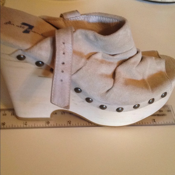 NWOT 7FAM SEVEN 4 ALL MANKIND SUEDE&WOOD PLATFORM - Picture 5 of 6